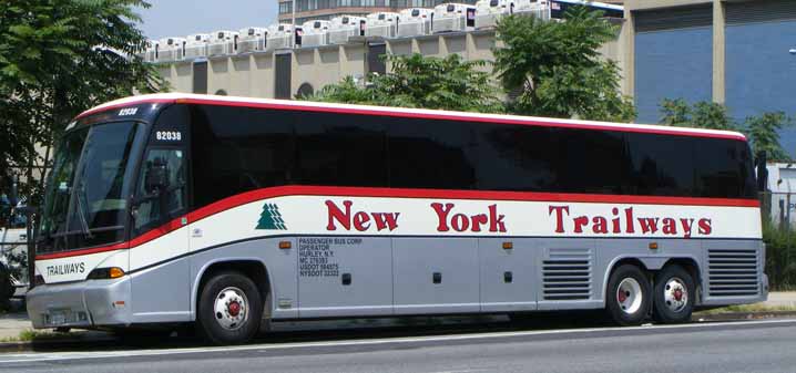 New York Trailways MCI J4500 82038